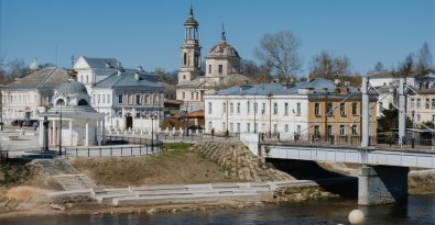 Джуниор сюит 3х-местный с видом на реку и историческую часть города